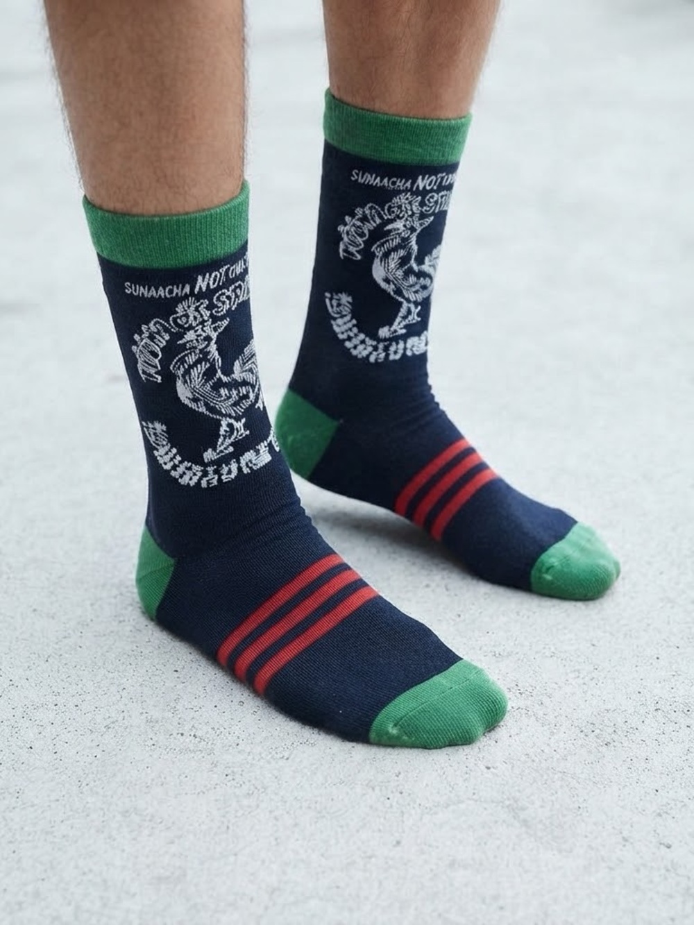 Tuong OT Sriracha Crew Socks Shoes Size 9-13 1 Pair Hot Chili sauce Food NWT